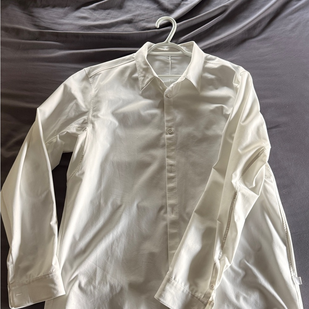 Lululemon Athletica Venture Dress Shirt